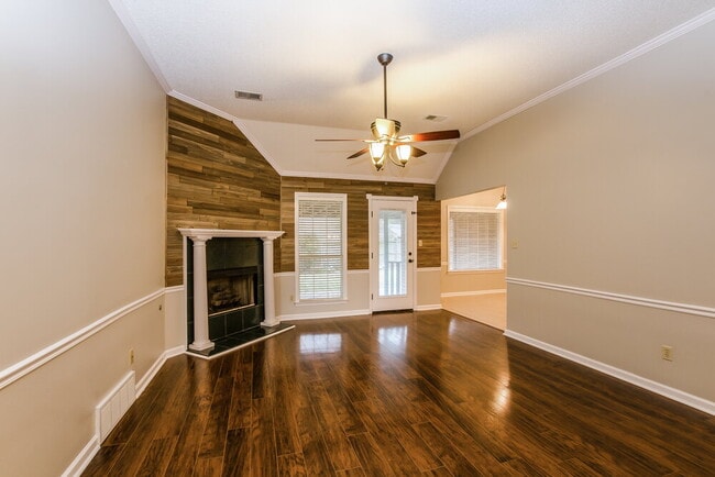 Photo - 9355 Lacee Ln