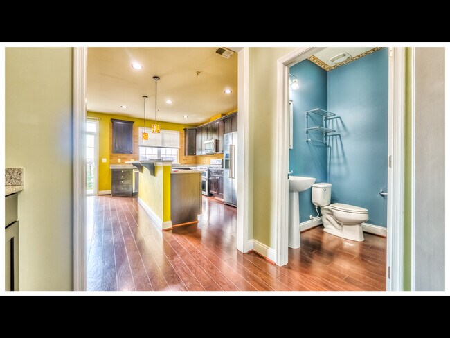 Photo - 7556-2 Morris St Unidad 2 - 1