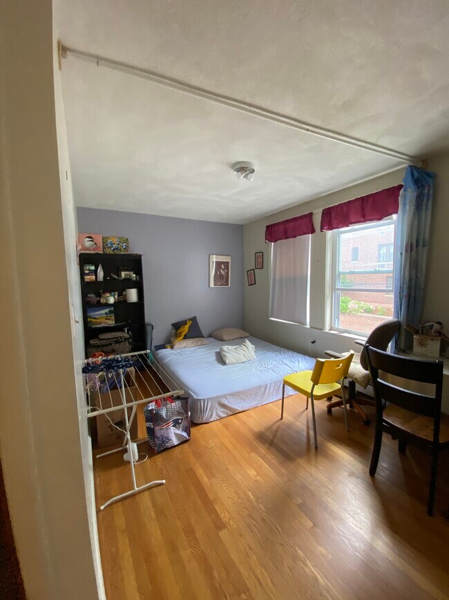 Photo - 310 Tappan St Unidad 3