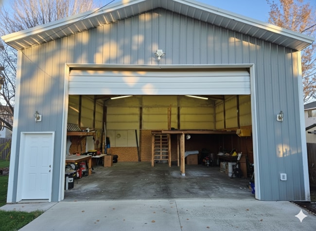 Photo - 13108 E 29th Ave