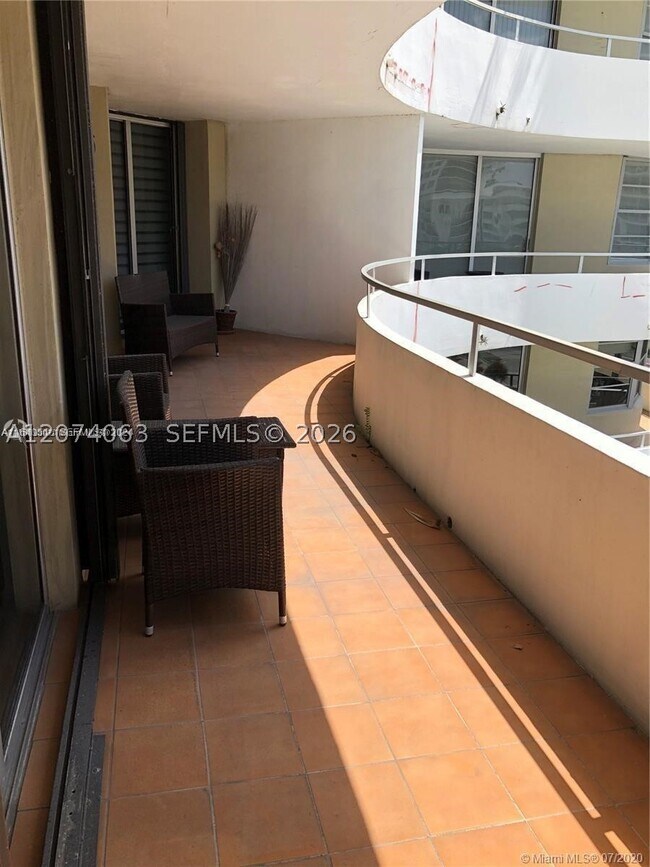 Photo - 5555 Collins Ave Unit 7T