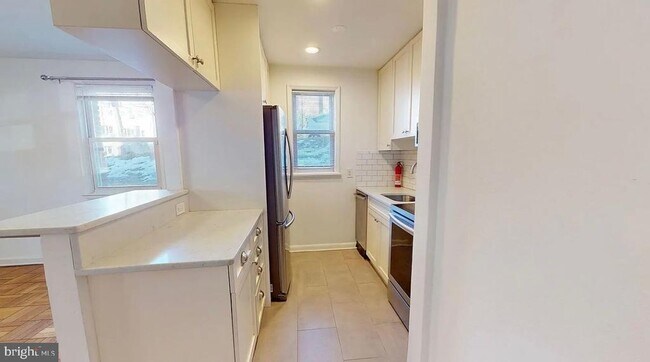 Photo - 4000 Beecher St NW Unidad 101