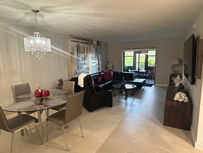 Photo - 1155 Rosemary Ct Unidad Hideaway Naples