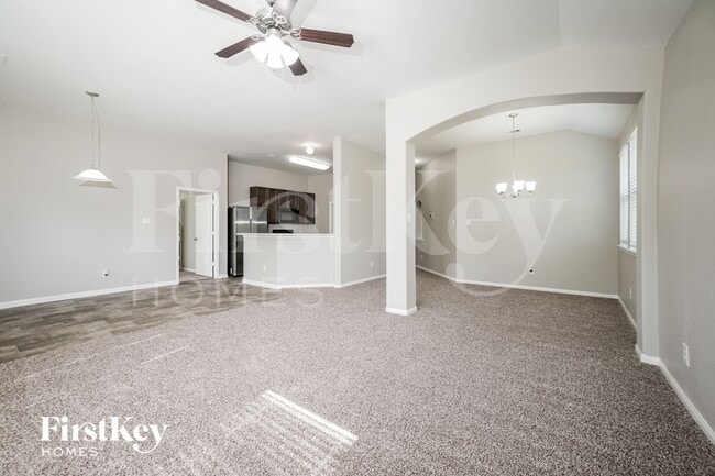 Photo - 1625 Rd 5102