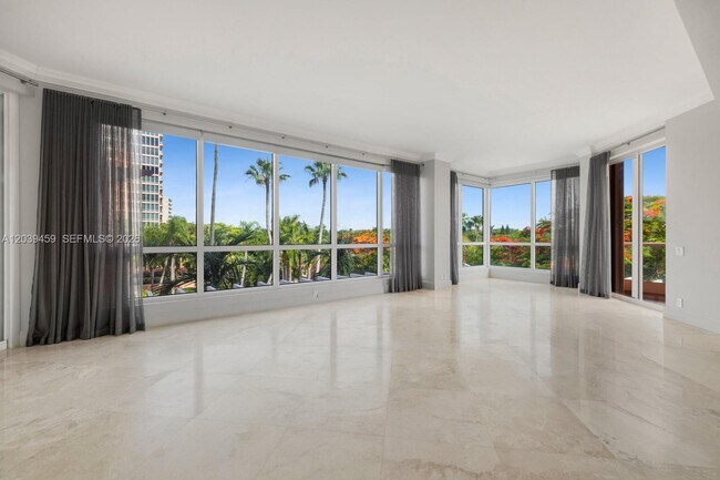 Photo - 10 Edgewater Dr Unit 4H