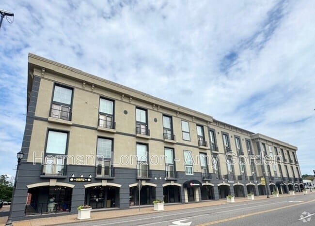 Building Photo - 200 S Kirkwood Rd Unit 323 Rental