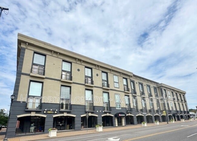 Photo - 200 S Kirkwood Rd Condo Unit 323