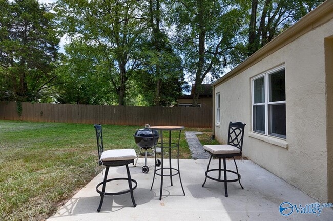 Photo - 2611 Whitesburg Dr