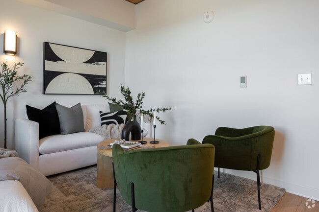 Studio, 1BA, - 352SF - Living Area