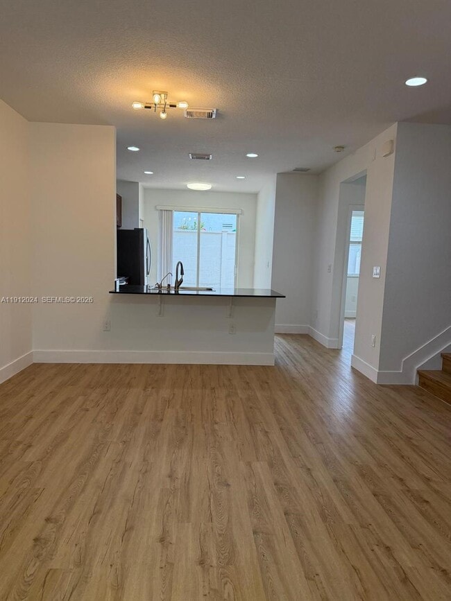 Photo - 14934 SW 41st Ln