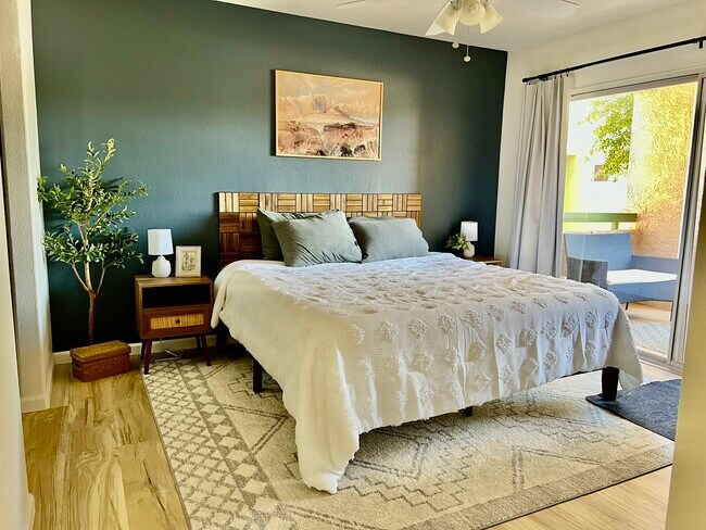 Photo - 1295 N Ash St Townhome