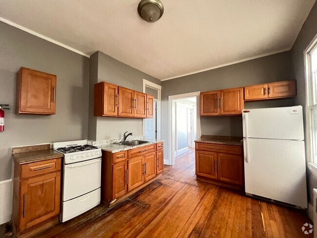Building Photo - 181 Lexington Ave Unit 2F Rental