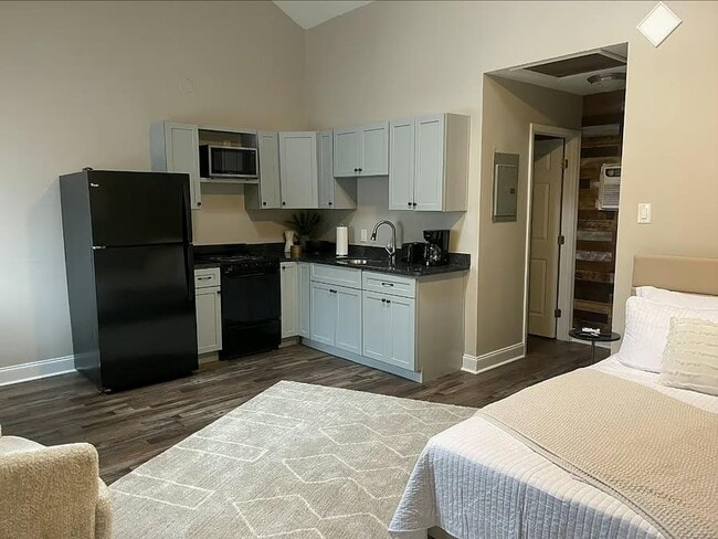 3800 Memorial Blvd - 3800 Memorial Blvd Apartment