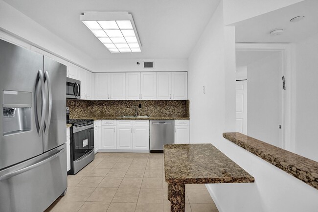 Photo - 3530 Mystic Pointe Dr Condo Unit 1812
