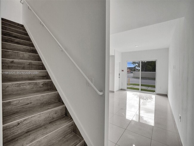 Photo - 13946 SW 259th Way