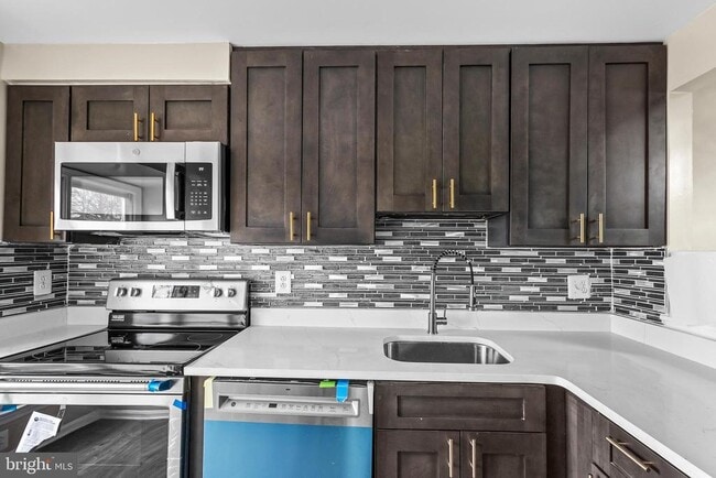 Photo - 6185 Little Valley Way