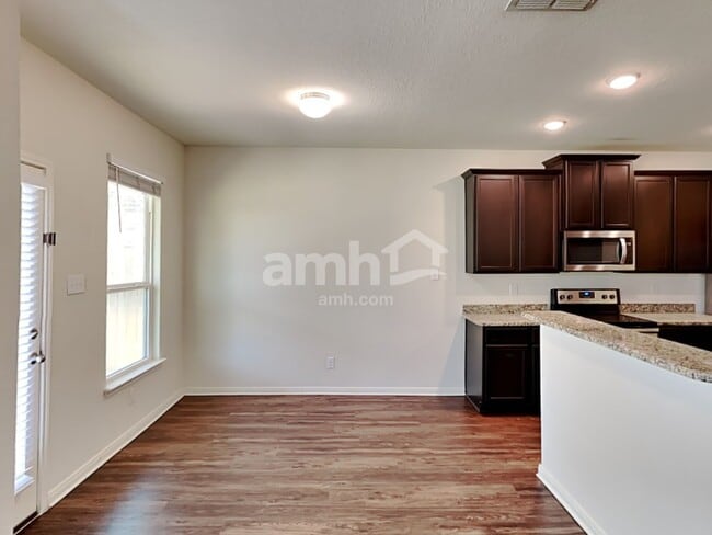 Photo - 7931 Bluewater Cove