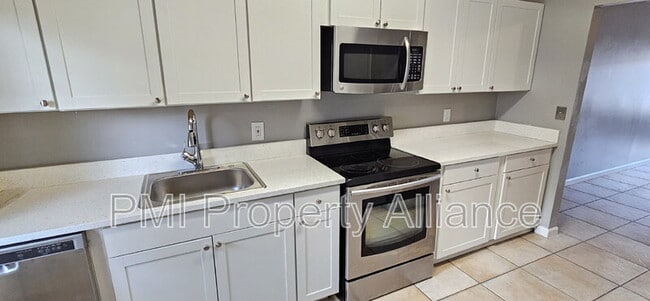 Building Photo - 725 Northlake Blvd Unit 52 Rental