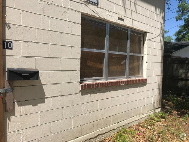 Building Photo - 2310 Fairfax St Rental