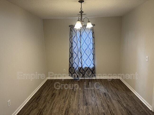 Photo - 66 Sand Oak Ct