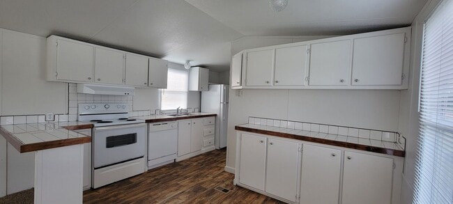 Photo - Ready to Move in