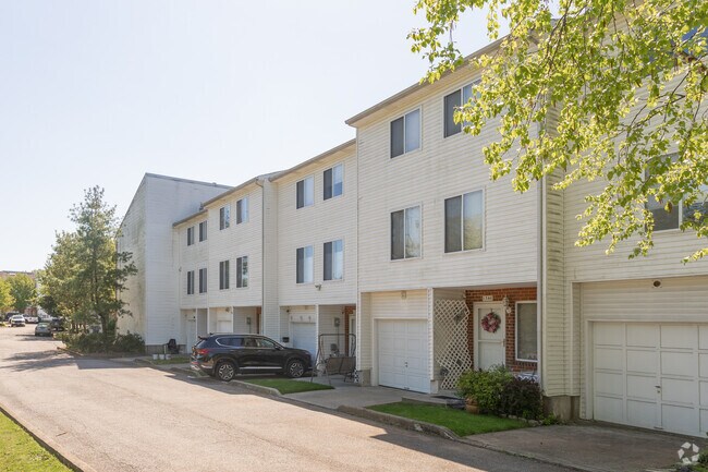 Photo - 406 Aspen Knolls Way