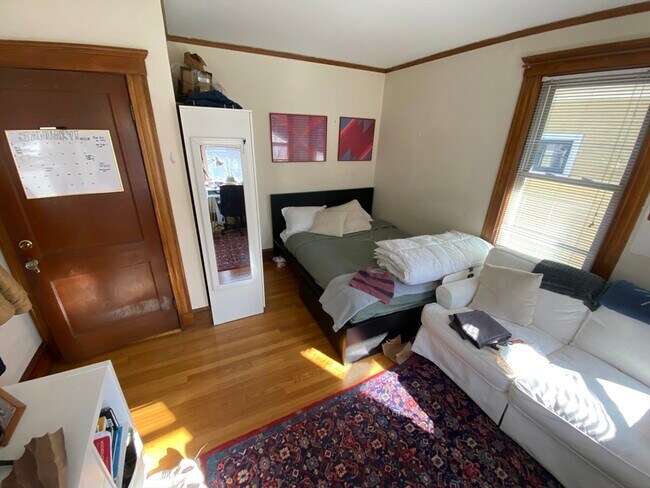 Photo - 33 Iroquois St Unit 2