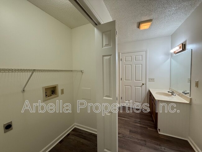 Photo - 119 Rowe Ln Unidad Apt 7