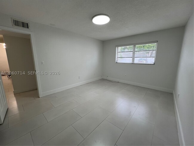 Photo - 9520 SW 8th St Unit 118