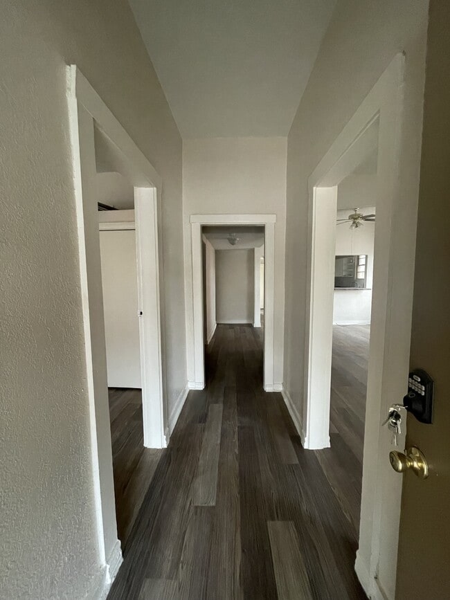 Photo - 1522 Yandell Dr