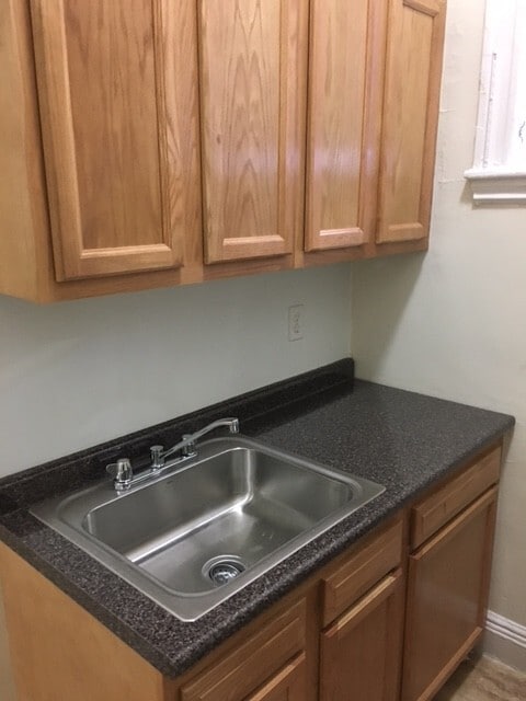 Building Photo - 99 Brainerd Rd