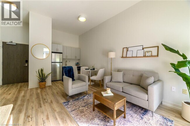 Photo - 152 N Park St Unit 118