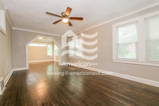 Photo - 1824 E 73rd St