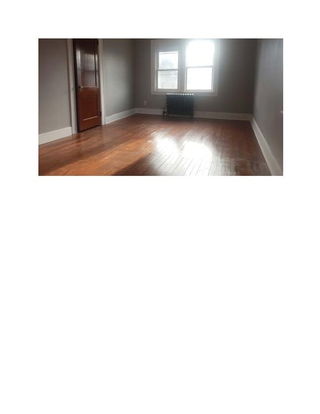 Photo - 1029 Kipling Rd