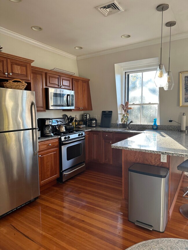 Photo - 400 Broadway