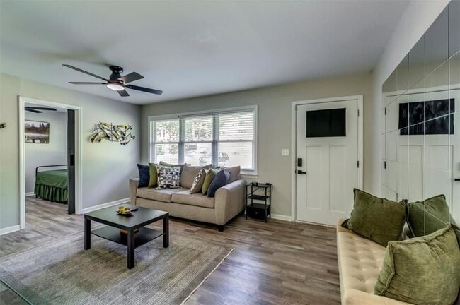 Photo - 3482 Scenic Dr