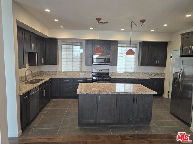 Photo - 940 S Western Ave Unidad 601