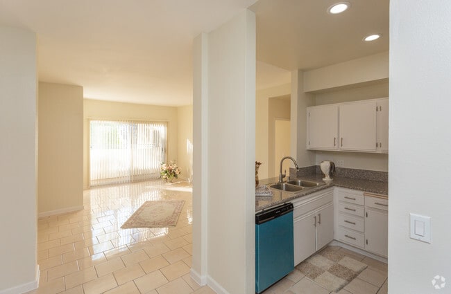Pinewood Apartments