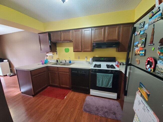 Photo - 9265 Dartford Rd