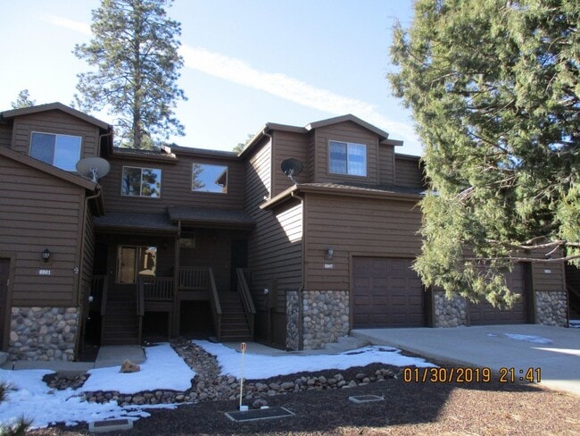 Building Photo - 6907 Mercury Dr Rental