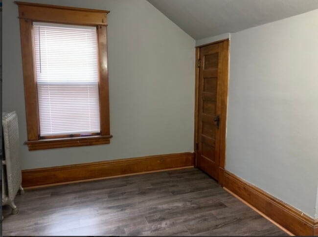 Photo - 3 Bedroom 1 Bathroom House in St.Paul!