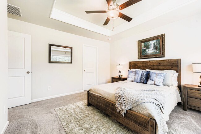 11 Pyrus Ln