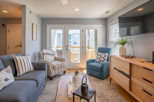 Building Photo - OFF-SEASON FURNISHED MONTHLY RENTAL STARTI...