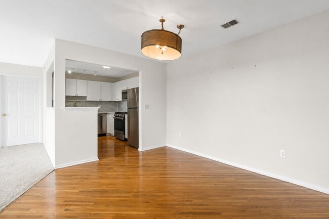 Photo - 1636 King Ct