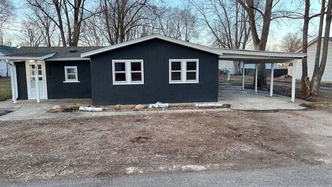 Photo - 2 bed, 1 bath home for rent in Waterloo