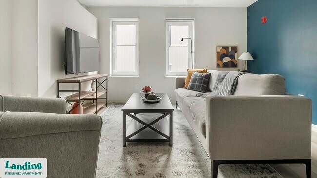 Photo - 2009 N Howard St Unidad 324.1409547