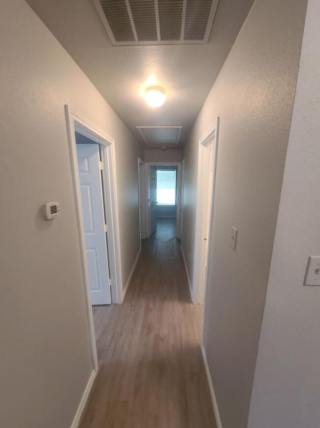 Photo - 1516 Barron Ln