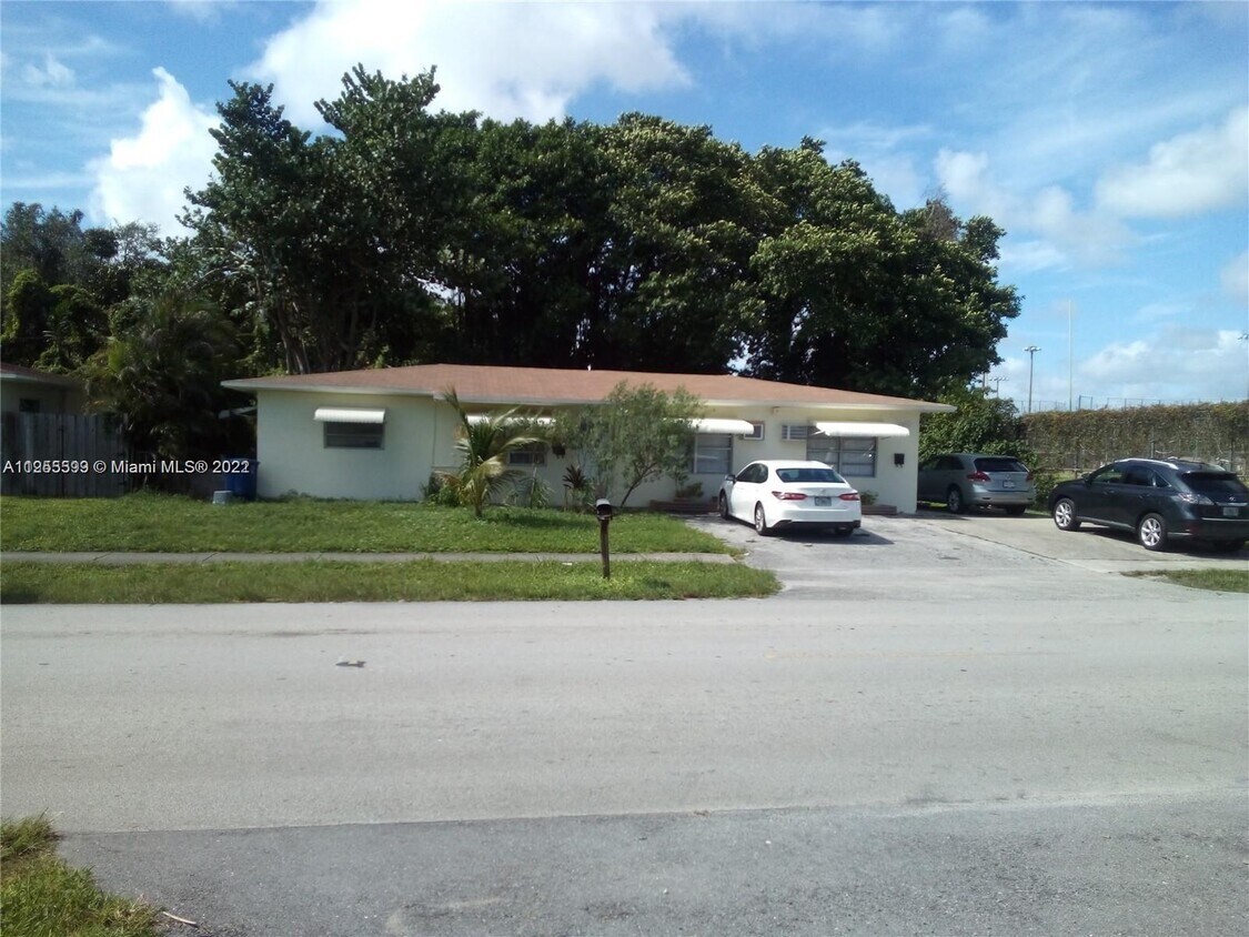 Photo - 3420 SW 62nd Ave (Miramar, FL)