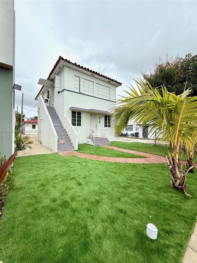 Photo - 711 SW 11th St Unit 3