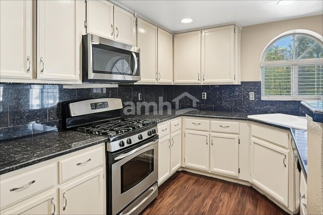 Photo - 1474 Lodgepole Dr